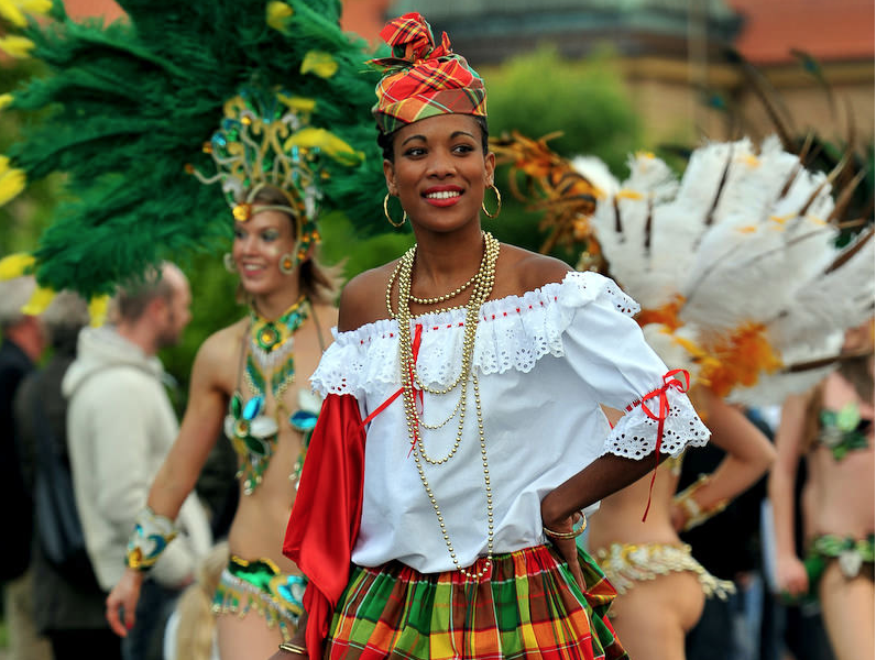 Le costume créole - Costumes traditionnels antillais
