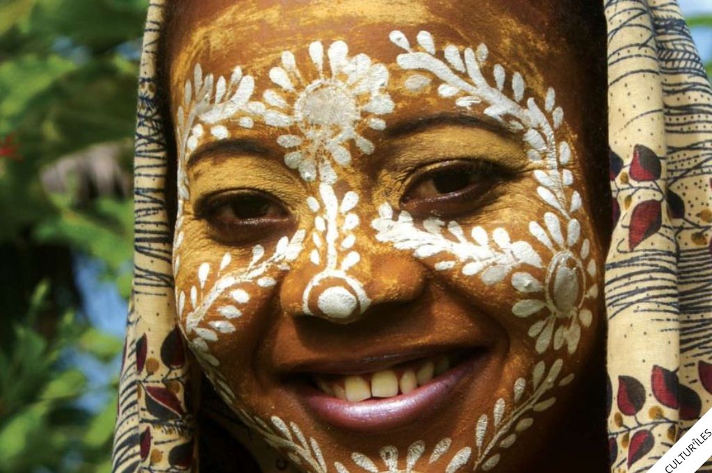 Le masonjoany : le rituel beauté des femmes malgaches